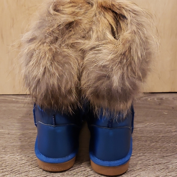 Boots - Picture 4 of 5